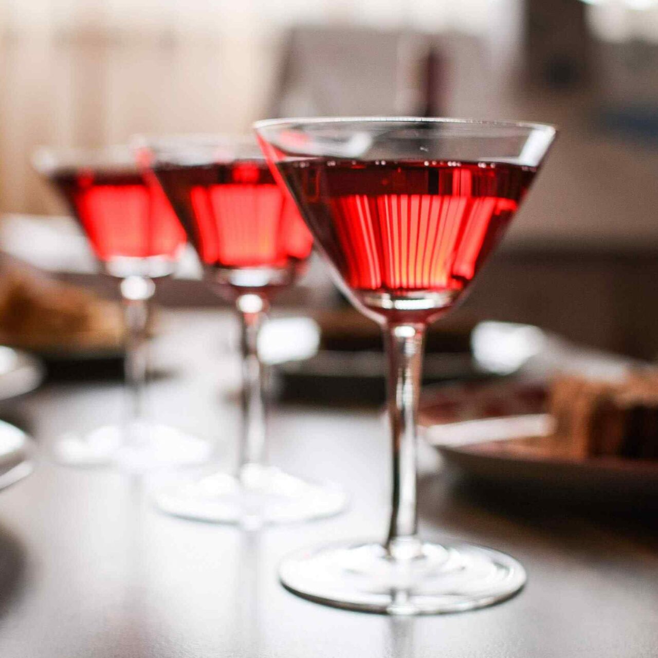 https://bello.bissautotal.com/wp-content/uploads/2017/10/wine-bars-8-1280x1280.jpg